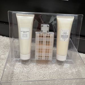 Burberry Brit perfume 3.3 oz gift set